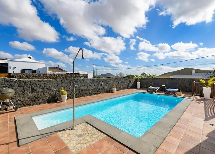 Europa Villa Nazaret