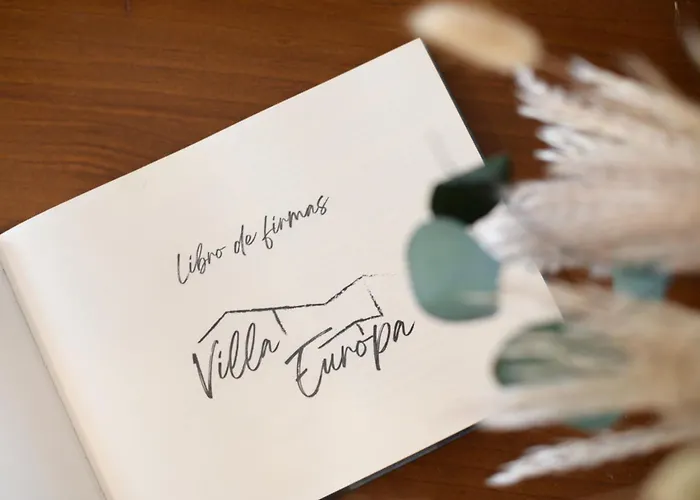 וילה Europa Nazaret